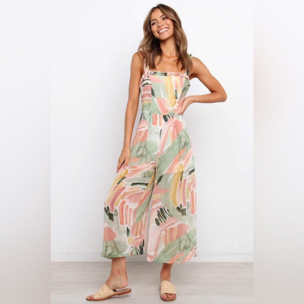 Petal and Pup Multicolor Abstract Jumpsuit with lined shorts, EUC size 4